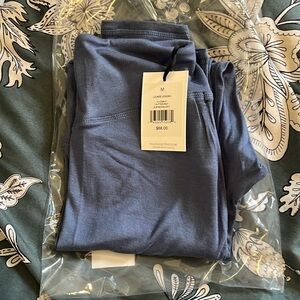NWT The IVL collective blue butter knit lounge legging. Size M